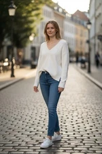 White Fluffy Stretchy Women’s Sanctuary Sweater In Small - Fits Loose