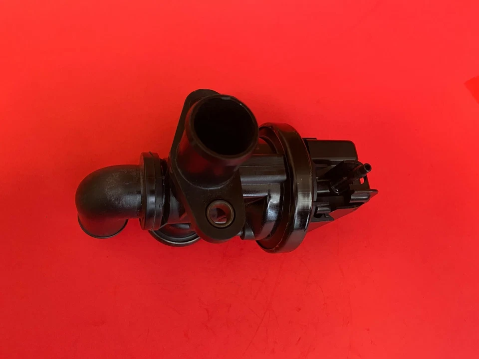 Diverter Valve-Secondary Air Injection Bypass Valve fits 90-91 Corvette 5.7L-V8 - Image 3 of 3