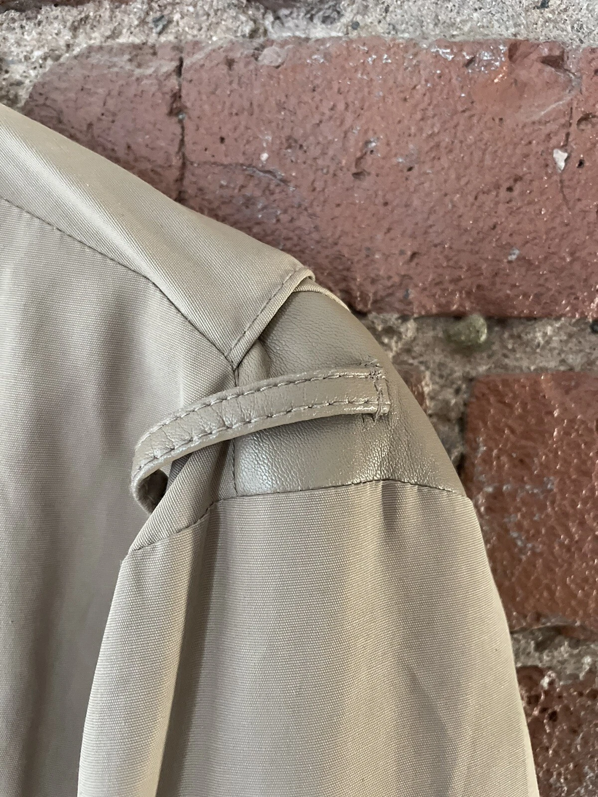 The Kooples Men's Bomber Jacket Size Large Tan Midweight W/ Leather Trim Aviator image 3