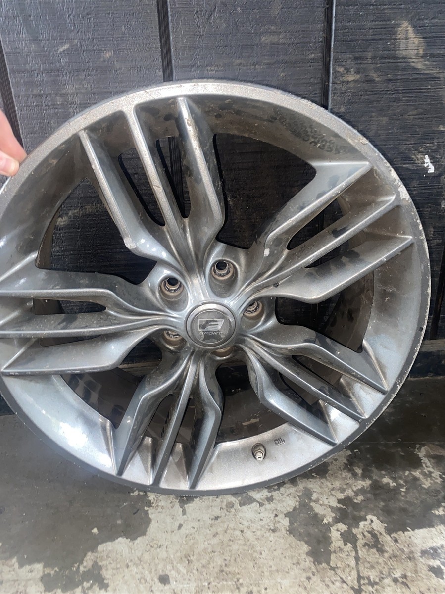 USED Lexus CT200H 17