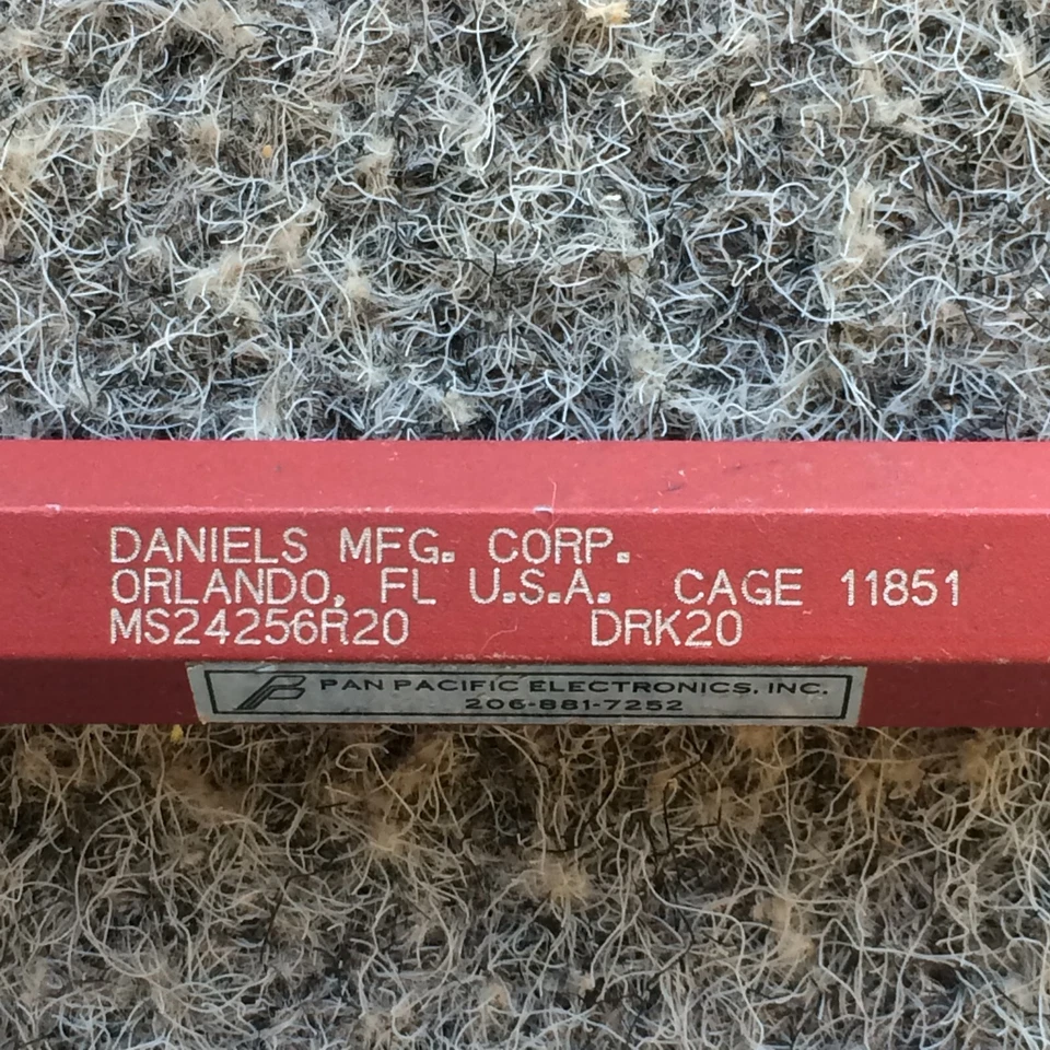 Herramienta de extracción Daniels DMC DRK20 - MS24256R20 Foto 2 de 4