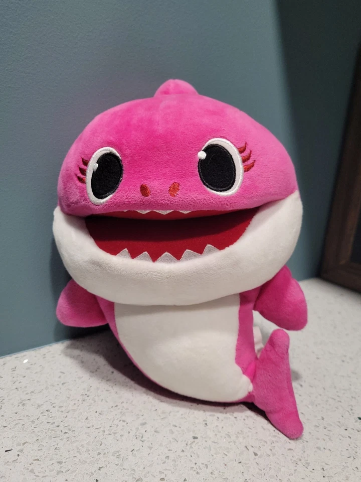 WowWee Pinkfong Mommy Shark Pink Plush 10” Singing Baby Shark Hand Puppet - Image 2 of 4