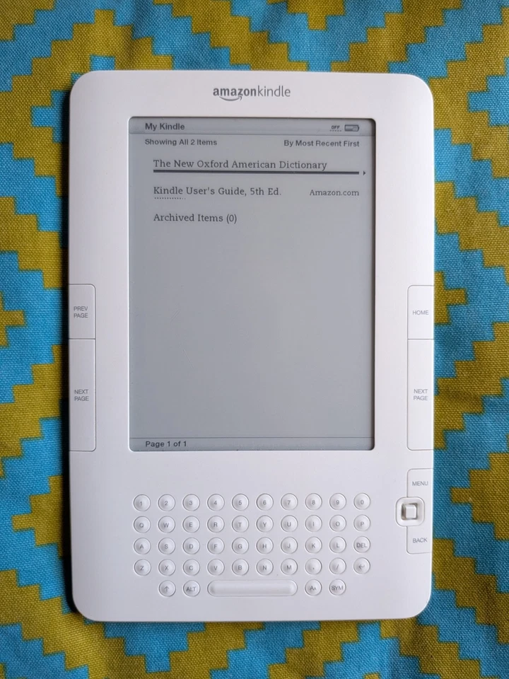 Amazon Kindle D00511 Vintage E-Reader. 2GB. Kindle 2, White, 2nd generation - Image 2 of 4