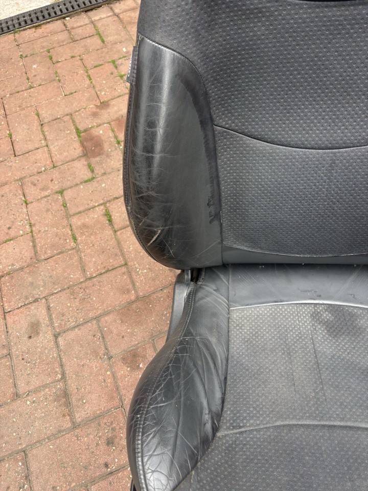Mini R53 Interior Cooper R53 One 01-06 Half leather seats black front ...