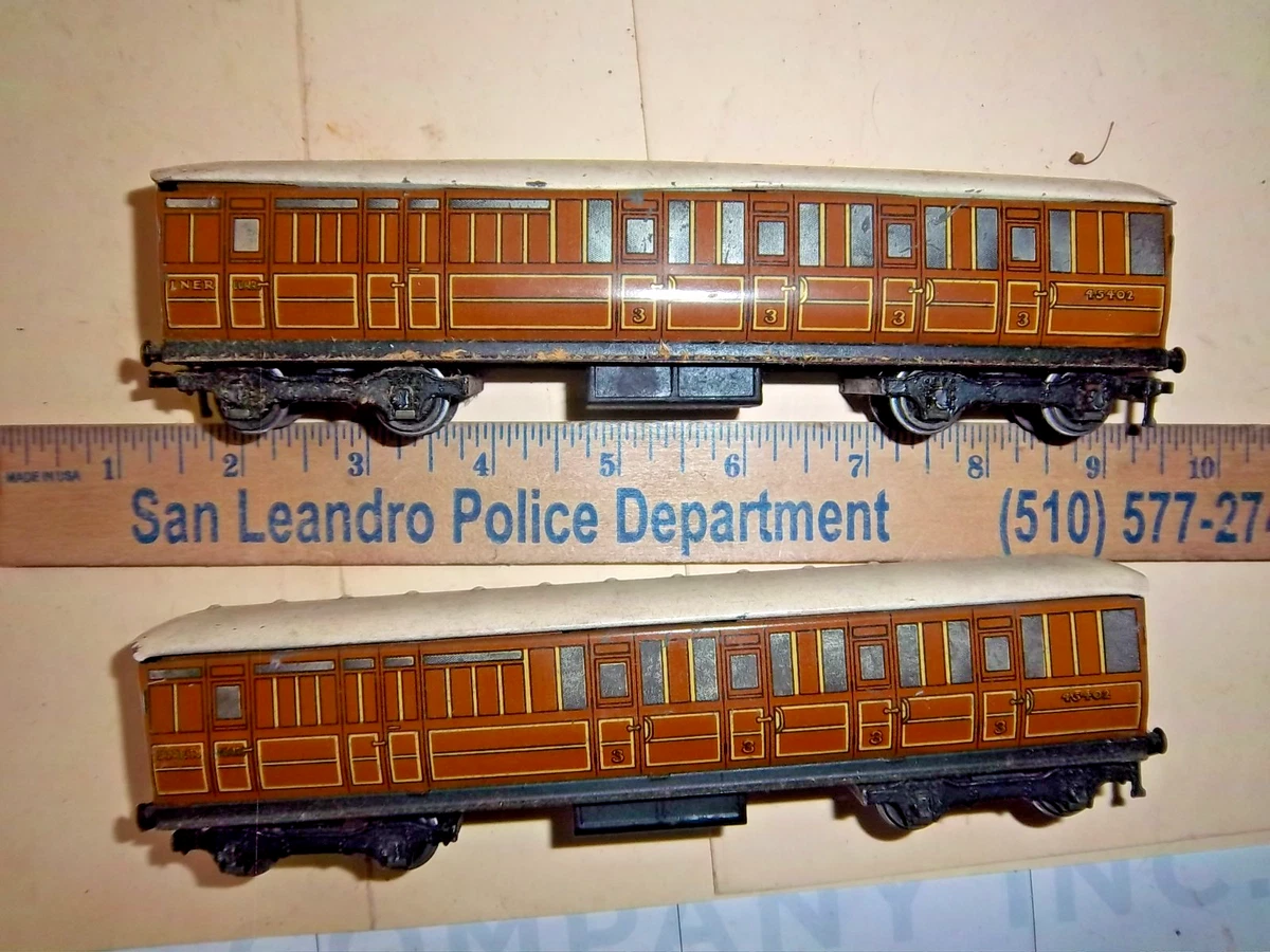 Hornby Dublo rare pre-war LMS Cattle Truck, boxed in Ex plus condition