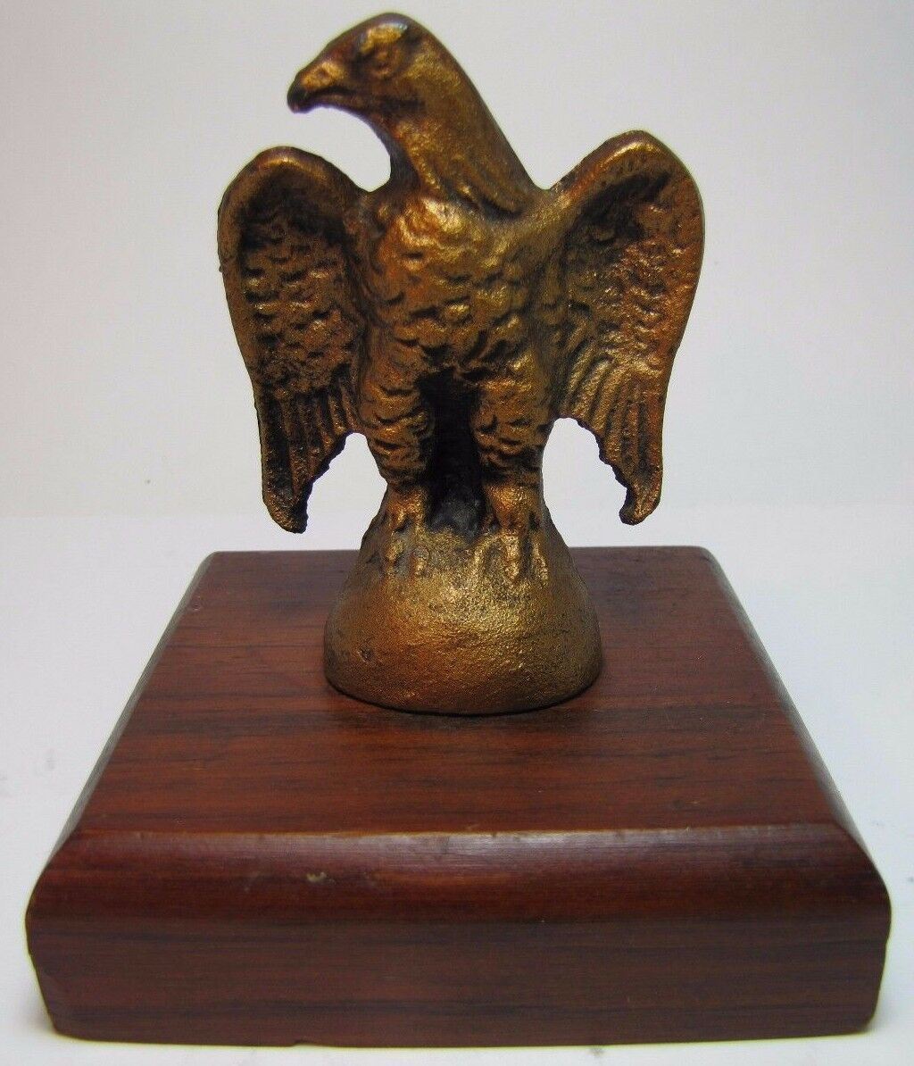 Old Cast Iron EAGLE PAPERWEIGHT Detailed Figural Metal Bird Mounted Wooden Base
