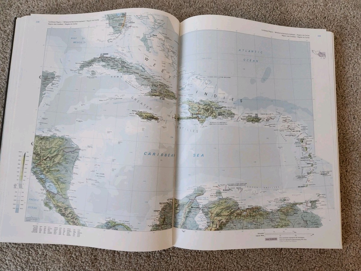 Britannica Atlas 1768 Excellent Condition Encyclopedia Hard Back