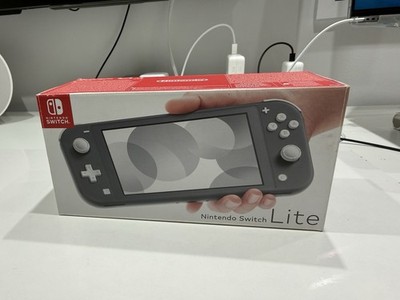 Top Zustand Grau Nintendo Switch Lite - Box & Ladegerät