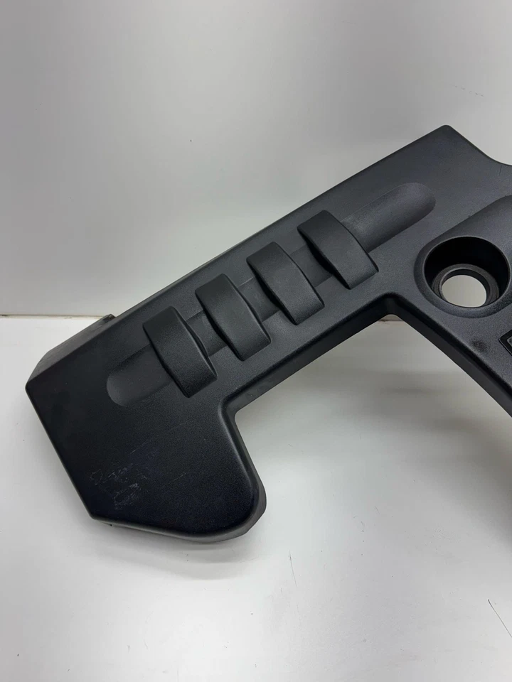 Крышка двигателя 2,2 л 2005-2010 Chevrolet Cobalt 12589075 от оригинального производителя - Изображение 4 из 4