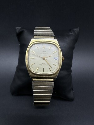 VINTAGE MENS TIMEX AUTOMATIC GOLD WATCH Broken Band- SELF  display picture 3