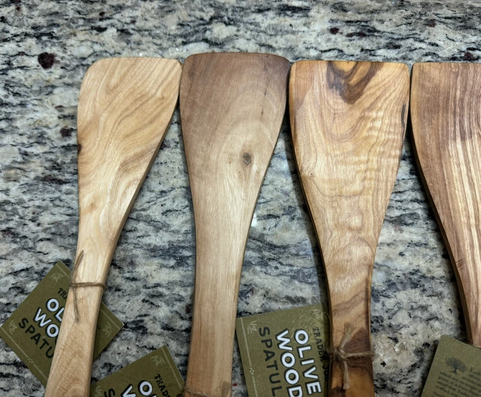 Trader Joe’s Espátula Madera Olivo Lote Set 6 Pack 12” Vacaciones 2024 Temporada Foto 3 de 4