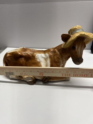 Vintage 1988 Universal Statuary Corp mucca marrone maculata, cappello giallo #874 Farm Core - Foto 8 di 9