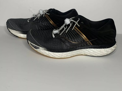 saucony triumph 17 black