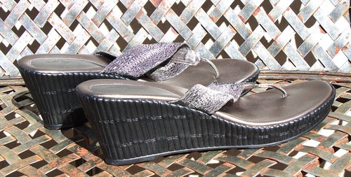 Sandalias de cuña italianas Dezario gris plata 8,5 diapositivas de diamantes de imitación de EE. UU. - Imagen 5 de 6
