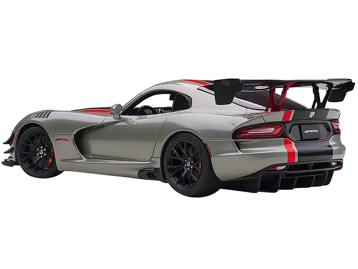 1/18 2017 Dodge Viper ACR Billet Silver Metallic W/Stripes Model