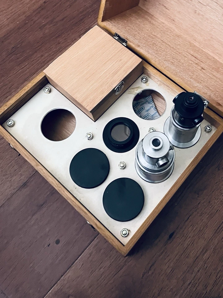 COMPARADOR DE INSPECCIÓN DE LENTES DE PROYECCIÓN DE MAQUINISTA NIKON V16-A 100XLP Y 200XLP Foto 4 de 4