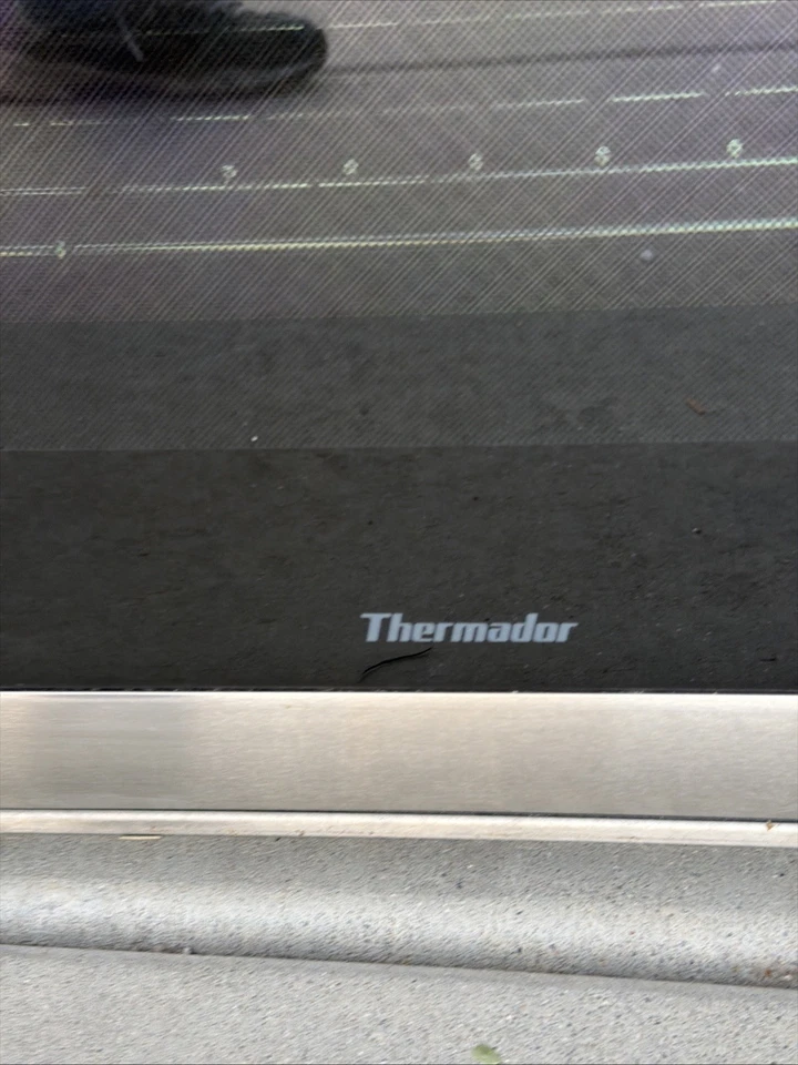 Horno eléctrico empotrado Thermador Foto 4 de 4