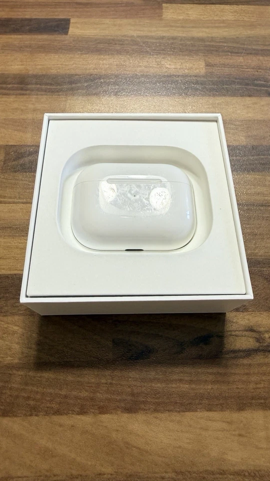 Apple AirPods Pro (1st generation), foto 3 di 5