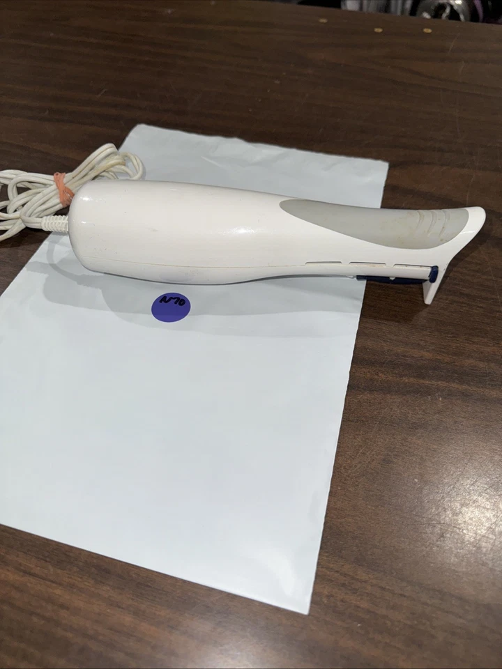 Нож электрический резной Black & Decker 7 дюймов EK700 - Изображение 2 из 4