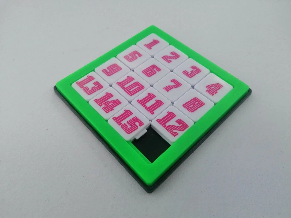 Vintage Toys Sliding Block Tile Puzzle Number 1-15 IQ Tester Brain Kids Games x4 - Image 4 of 4