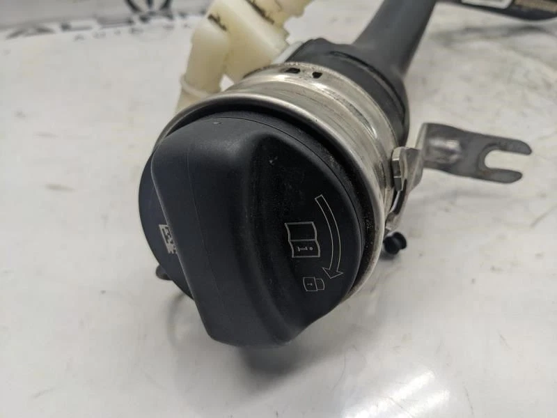 Tubo de cuello de llenado de combustible Mini Cooper Clubman 2014-2022 16117404168 OEM Foto 3 de 4