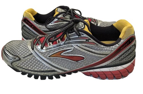 brooks ghost size 6