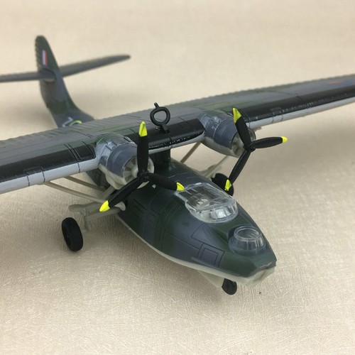 1/144 AMER UK Fly Boat consolidated PBY-5 Catalina plane model metal diecast - Picture 5 of 5