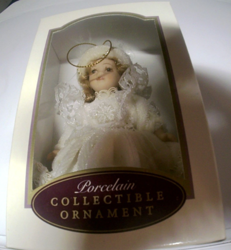 DG CREATIONS PORCELAIN COLLECTIBLE ORNAMENT (White  DRESS) - Picture 1 of 1