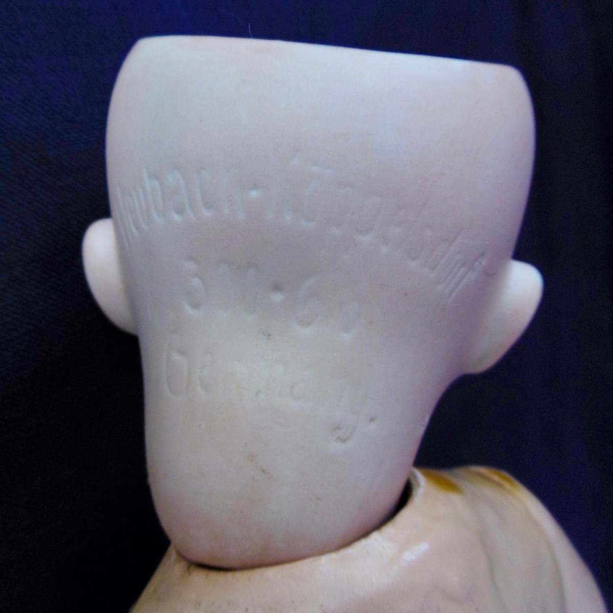 Duits karakterpopje van de Gebr Heubach , 32 cm in oude - Catawiki