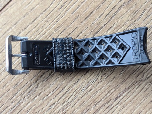 Vintage Curved Lug Ends 20 mm Black TROPIC Strap w/'INOX' Flared Buckle, DAMAGED - Bild 15 von 24
