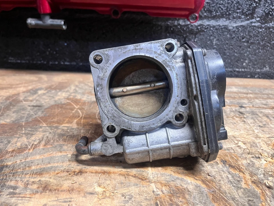 Nissan 370z Infiniti G37 2008-2020 3,7 L VQ37VHR carrocería del acelerador juego de 2 Foto 2 de 4