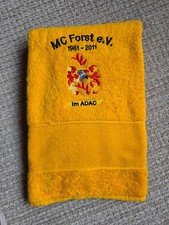 Badehandtuch, gelb, besticktes Emblem MC Forst e,V.-ADAC 1961-2011 Sammlerst&uuml;ck