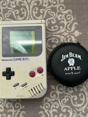Nintendo Game Boy Original/ Game & Ear Buds