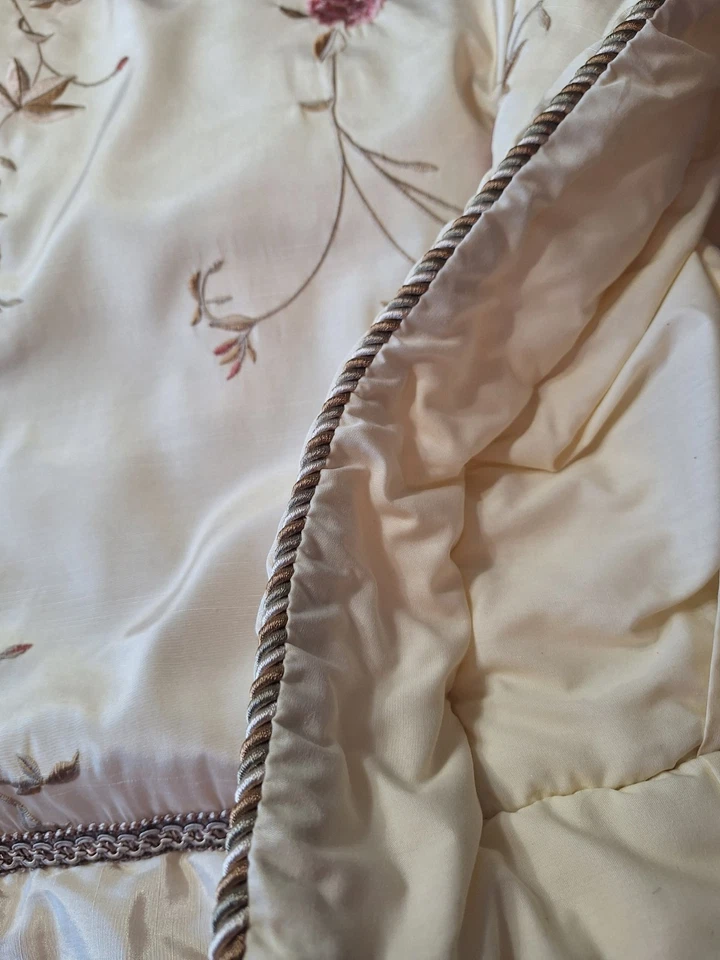 2 Pc Croscill Home Luxe ROSE GARDEN Cream Satin Pillow Shams Embroidered 37x25 - Image 4 of 4