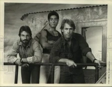 1990 Press Photo Perry King, Yuki Okumoto, Michael Beck in "Only One Survived"