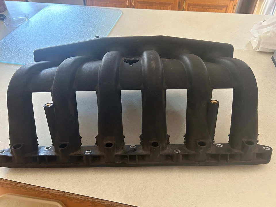 BMW  OEM E36 3-SERIES M3 INTAKE MANIFOLD  11617-07-028  11.61-1 707 028 Foto 3 de 4