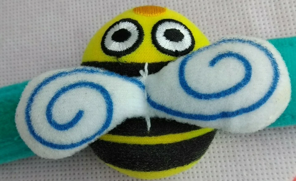 SASSY BUMBLEBEE ❤️ Pulseira de chocalho ❤️ ANEXAR tamanho único serve para todos os brinquedos de bebê LIMPO  - Imagem 3 de 4