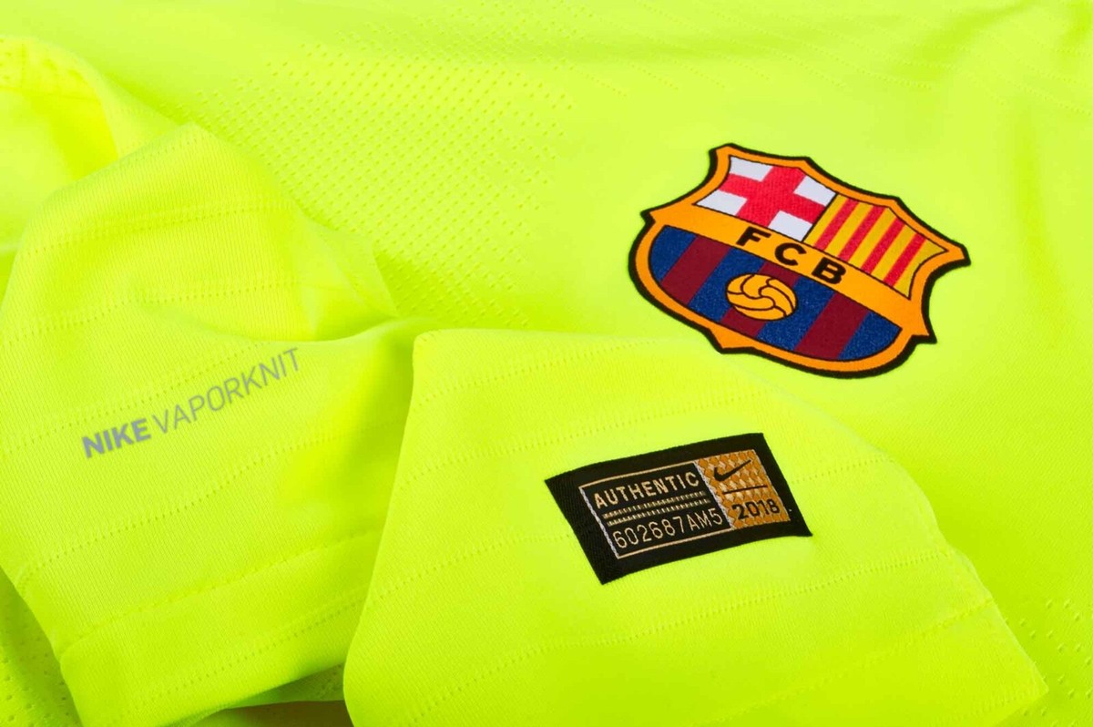 NWT Nike Vapor Vaporknit FC Barcelona Match Player Jersey