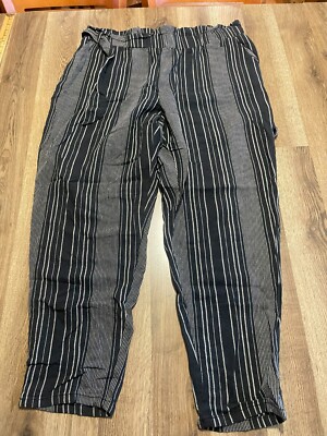 Maurices Pants, Women's Size XL, Black White, Striped, Pull On, Ankle