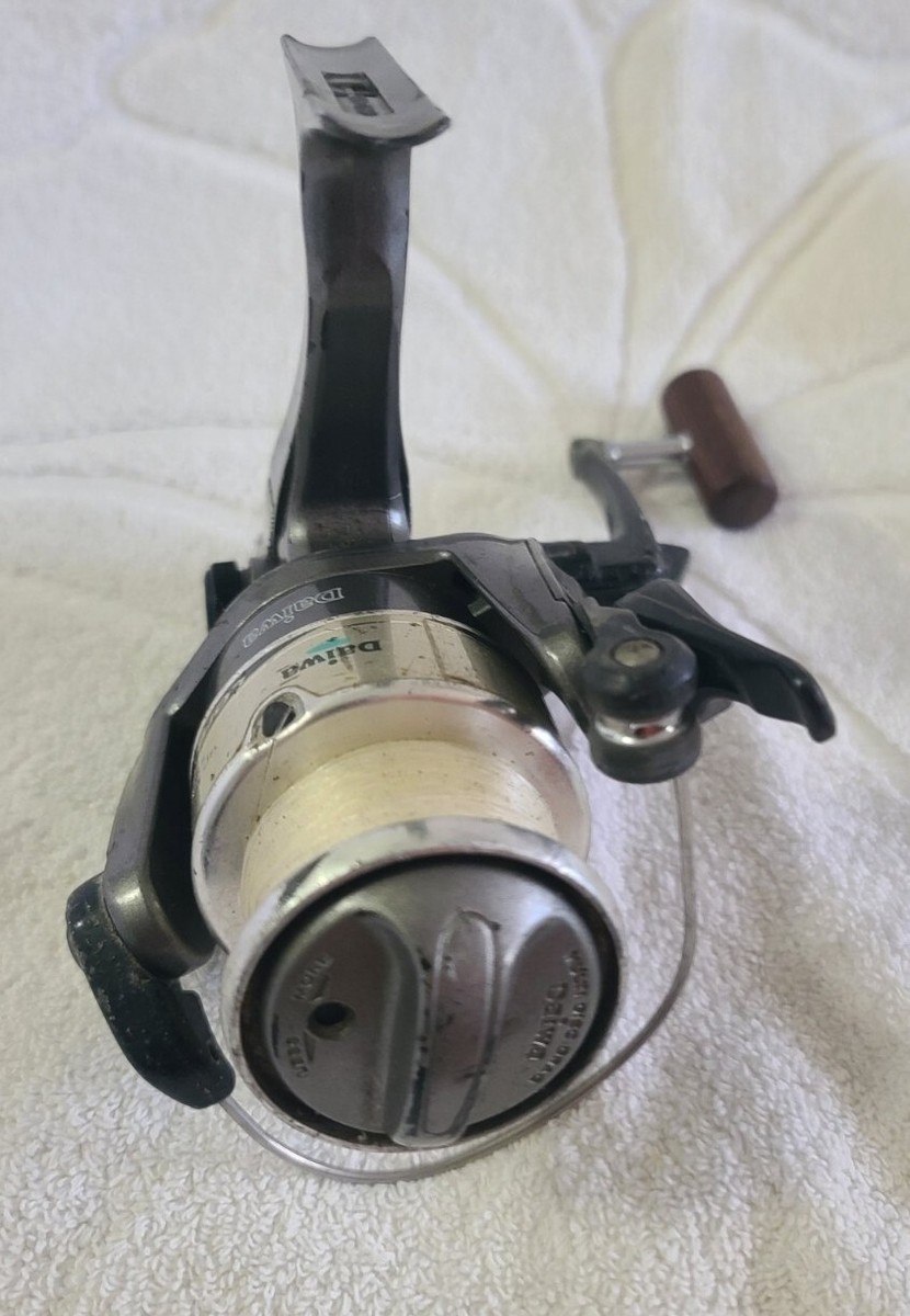 Daiwa Regal-X 3505- 2B Long Cast Fishing Reel (Pre-Owned)