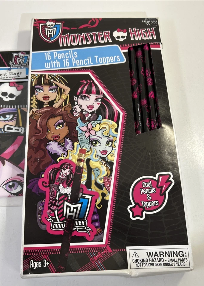 16 Monster High Pencils, Monster High Loot Bags, Coffin Treat Boxes, Gift Bag - Image 4 of 4