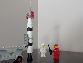 Vintage (1979) LEGO Classic Space set 462 Mobile Rocket Launcher - RARE