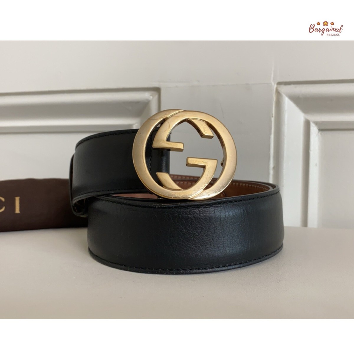 GUCCI ブラック ベルト ゴールドバックル サイズ 80/32 Authentic Gucci Black Calfskin Leather Gold Interlocking G