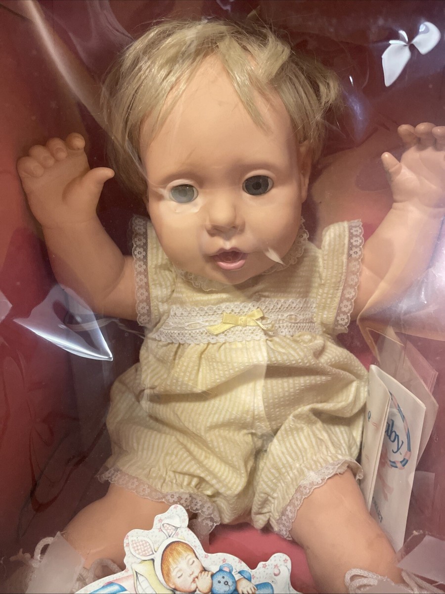 Real Baby Wide Eyed Doll 1985 Judith Turner Hasbro 21