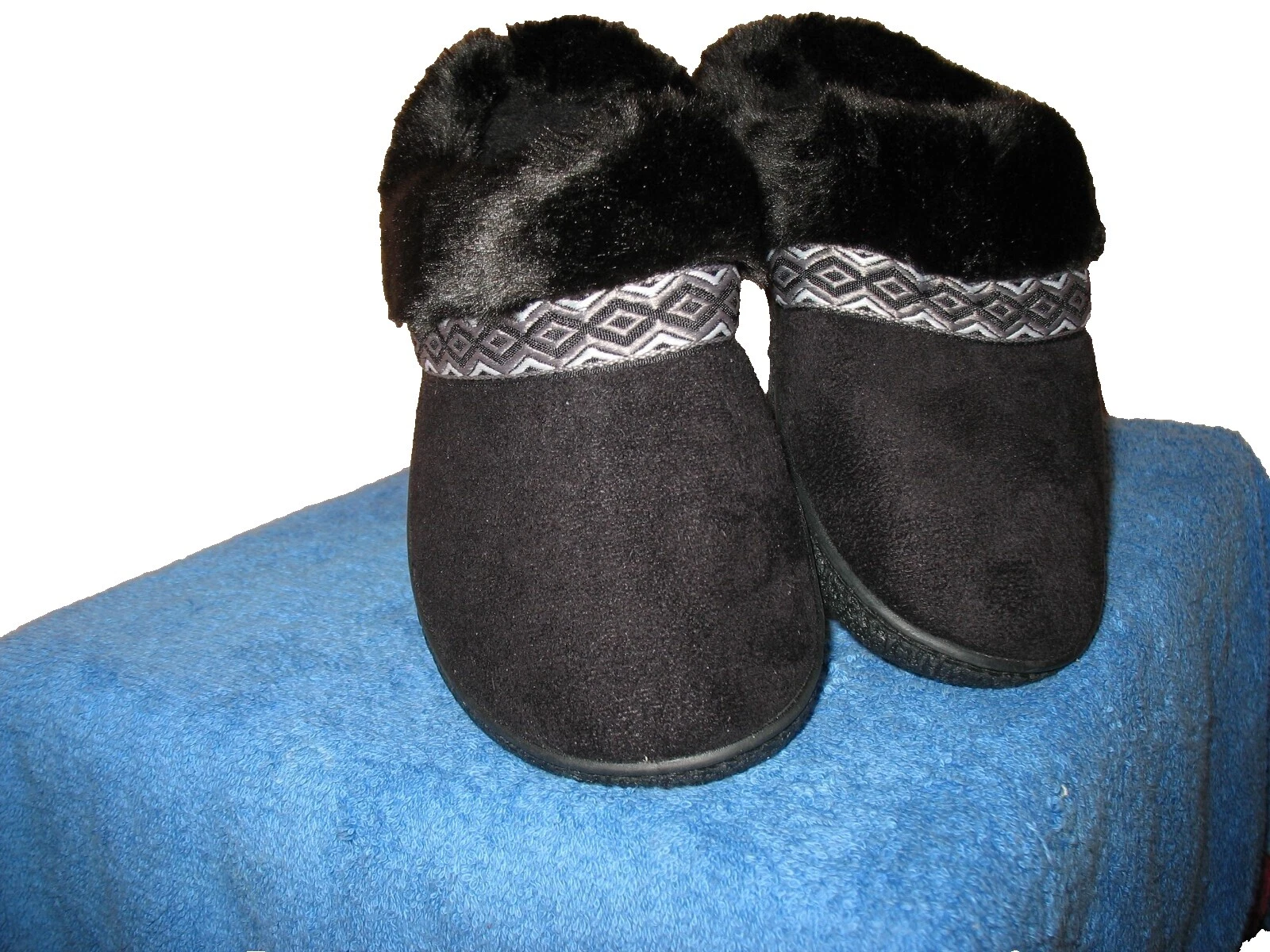 Women's Geometric Slippers 7.5 US Shoe