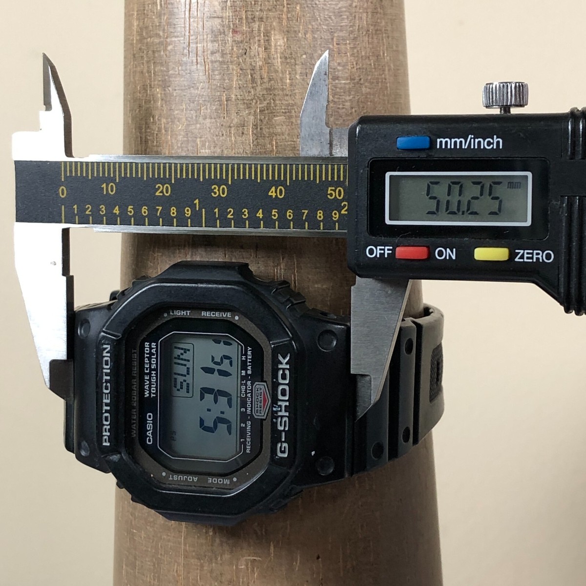 Casio G-Shock Men GW-5600J Multifunction Rubber Solar Digital 44mm