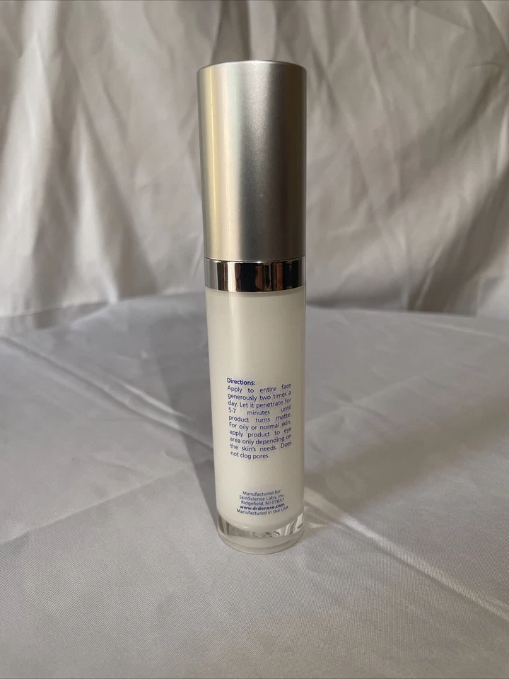 Suero facial ultra hidratante Dr Denese HydroShield 0,7 oz, nuevo Foto 3 de 3