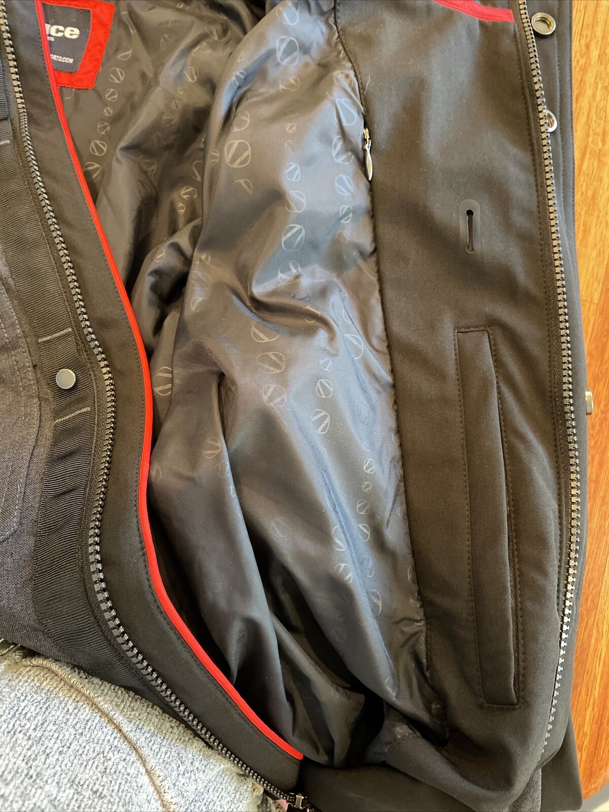 Sunice Water Resistant Jacket XL - image 6
