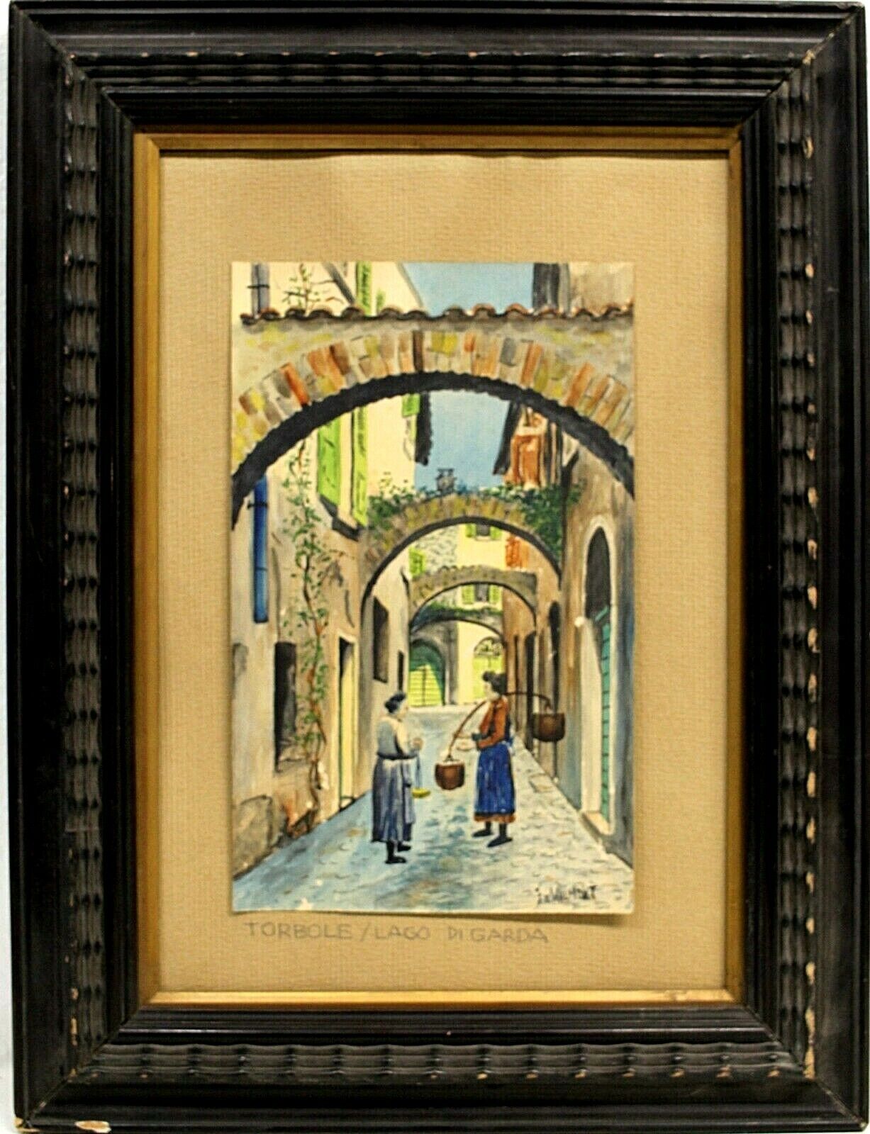 Foto 1 di 9