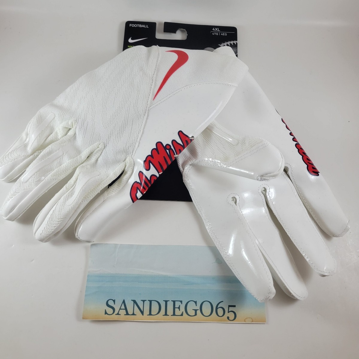 NIKE VAPOR KNIT NCAA OLE MISS RECEIVER FOOTBALL GLOVES NIKE VAPOR KNIT NCAA OLE MISS RECEIVER FOOTBALL GLOVES